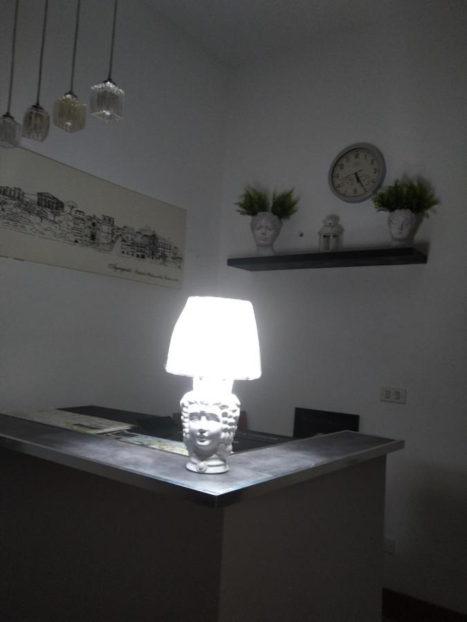Artemide Rent Bedrooms Agrigento Bagian luar foto
