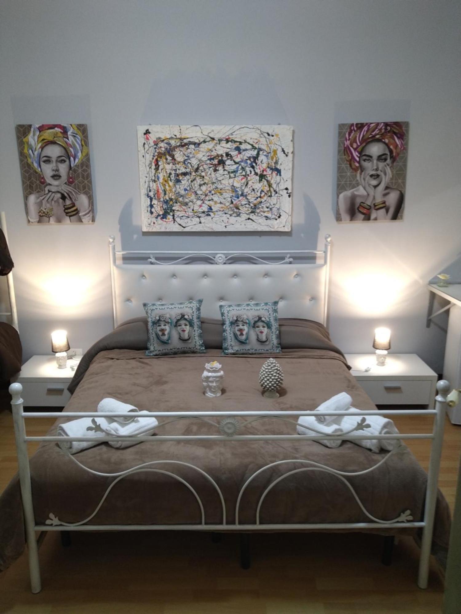 Artemide Rent Bedrooms Agrigento Bagian luar foto